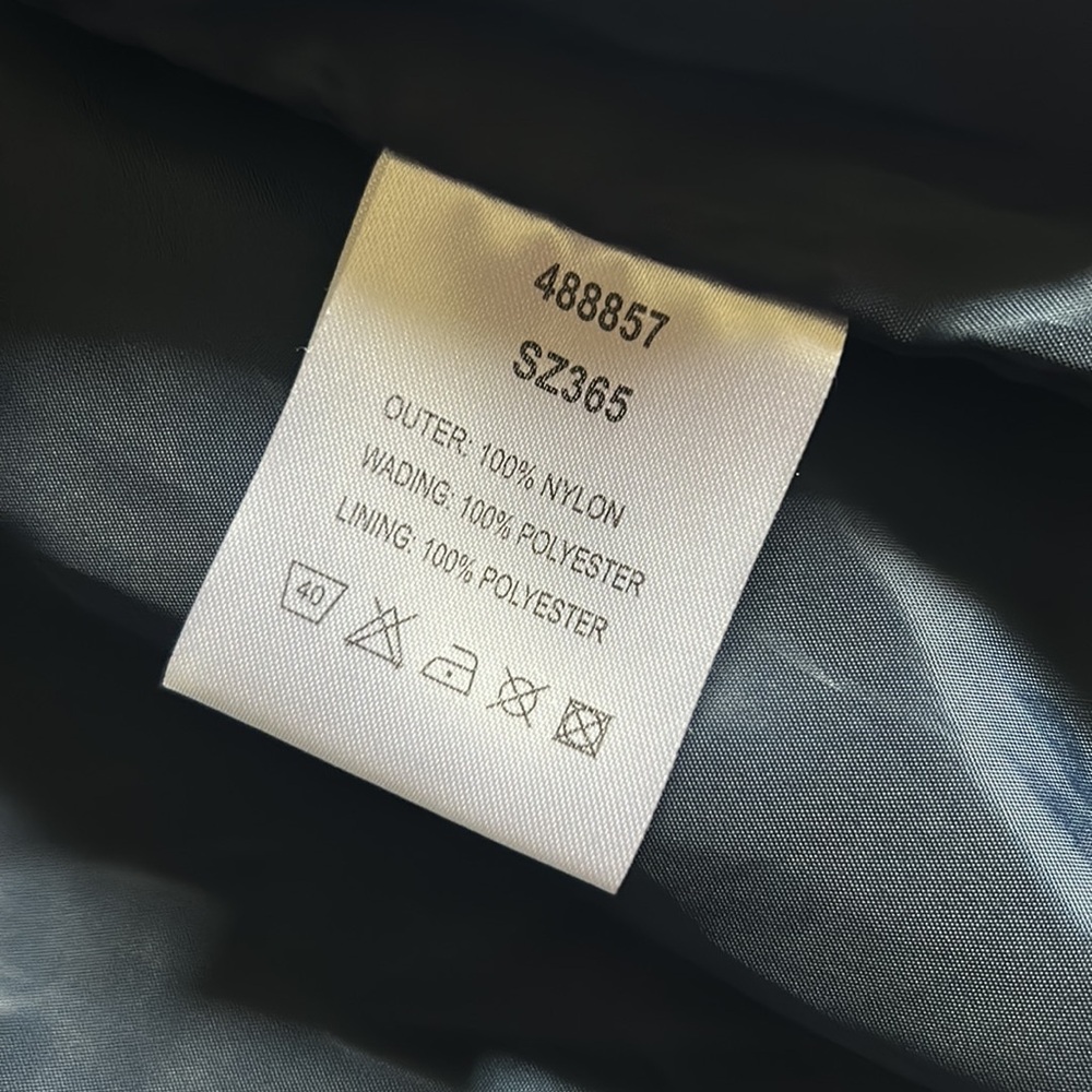 SIZE? Very rare navy quilted jacket- limited editionπππ - Picture 7 of 8